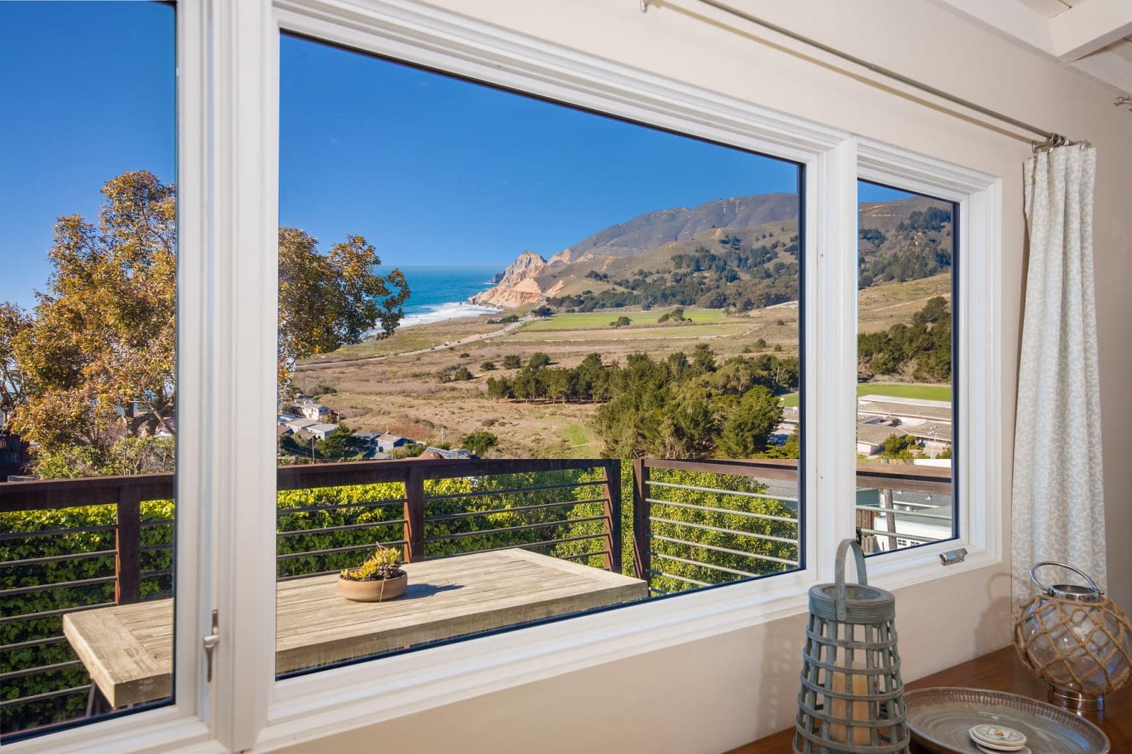 Ocean & Mountain View Home - Walk to Trails, Beach, Family Activities