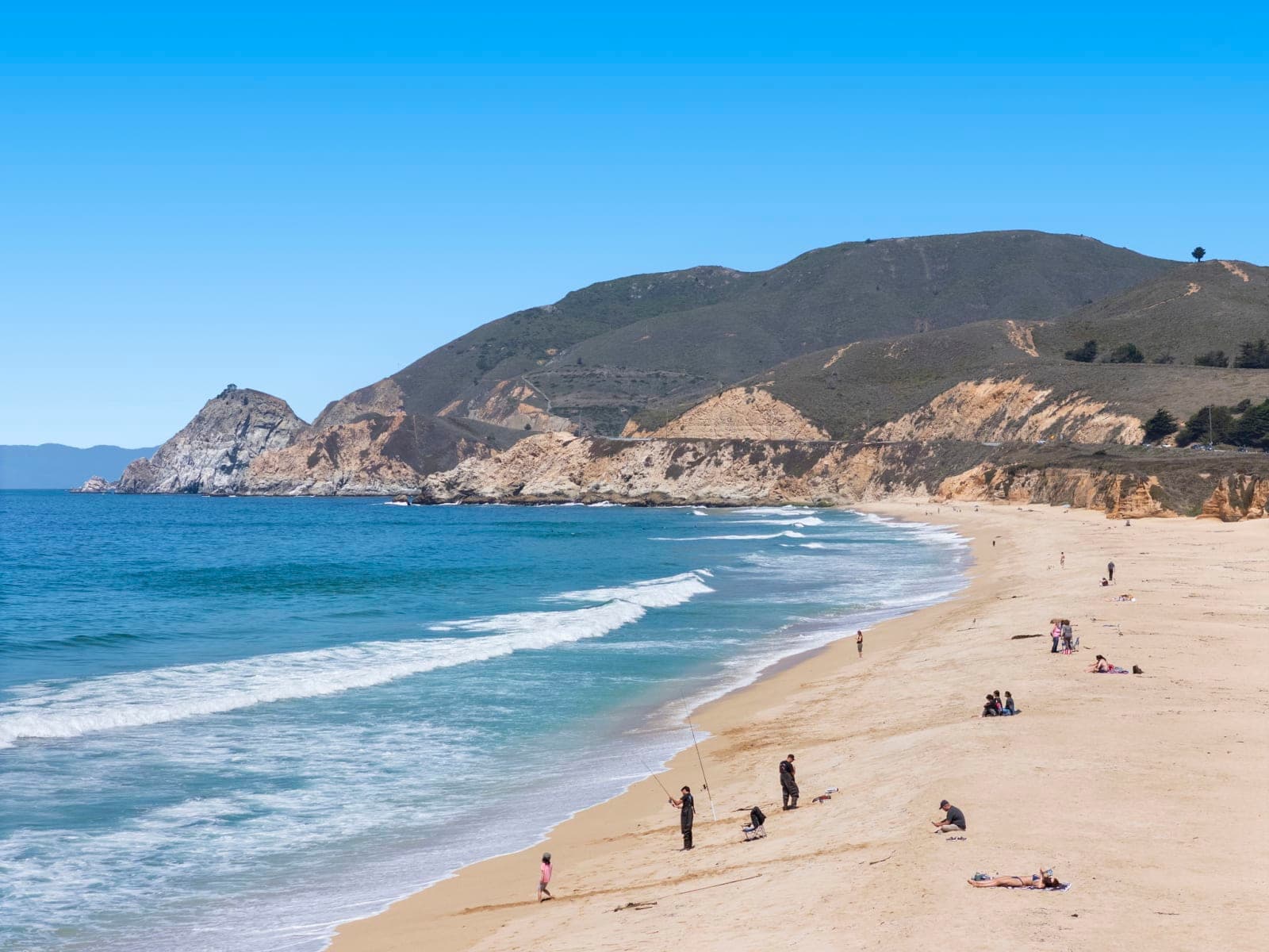 Oceanview Beach Home – Walk to Beach, Trails, Food, Family Activities